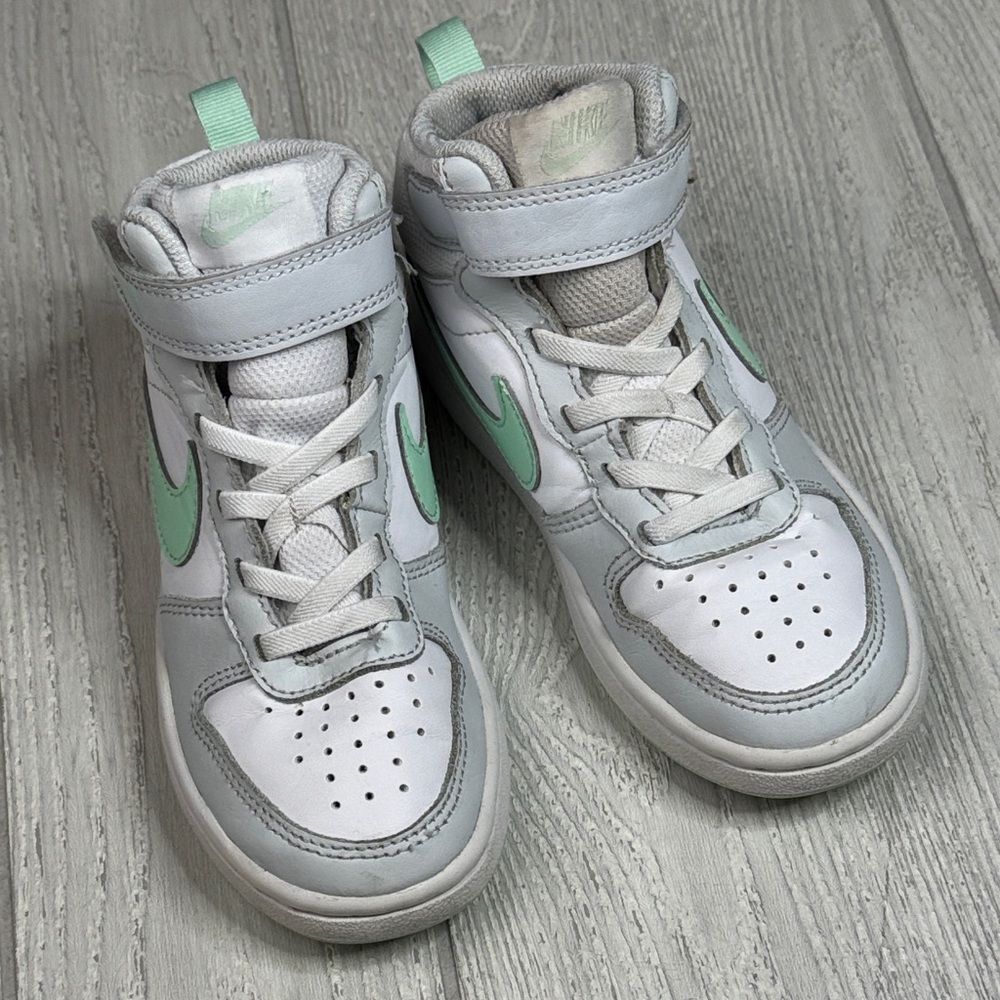 Kids Nike High tops, Court Borough Mid 2, White & Mint, CD7783-011, 11c
